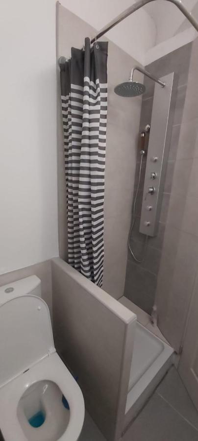 Welcome In Nice! Private Room, Own Bathroom Εξωτερικό φωτογραφία